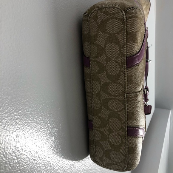 Vintage Coach Handbag - Picture 6 of 11